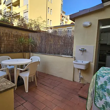 Con Terrazza Apartamento